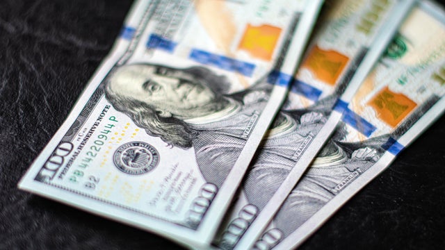 Banknotes of 100 dollars in cash 