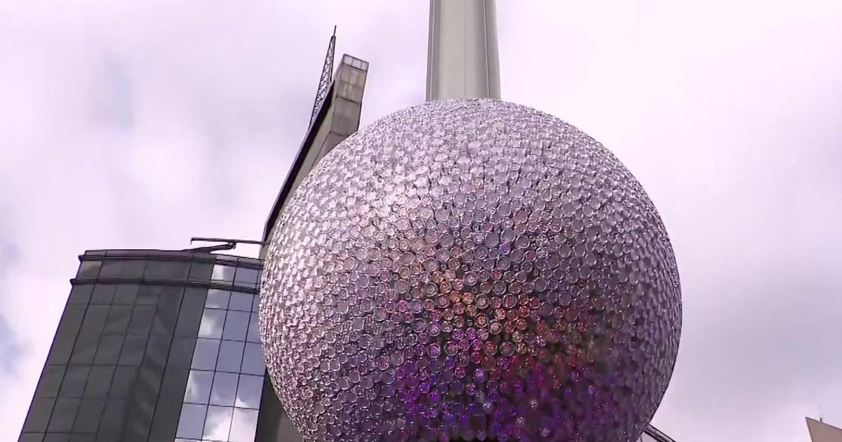 Preparations underway for Times Square ball drop, other celebrations in U.S. for New Year’s Eve