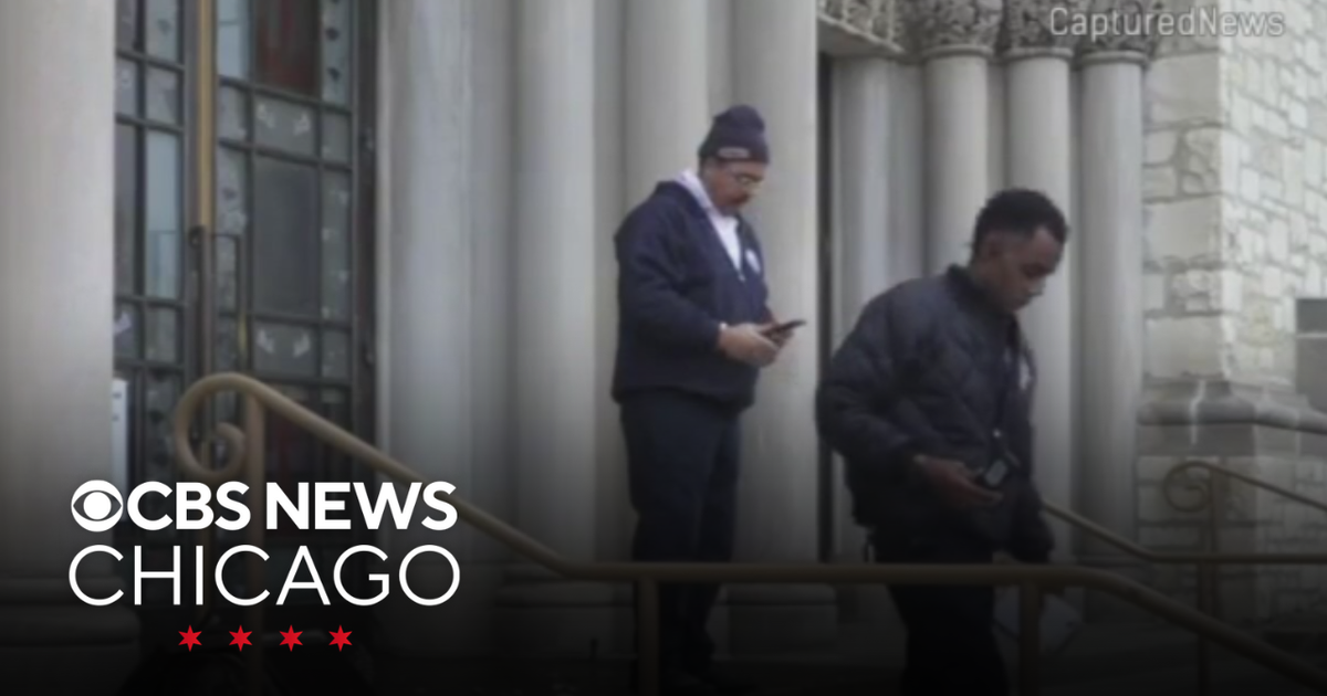 Fire breaks out in vestibule of St. Rita church on Chicago's Southwest Side