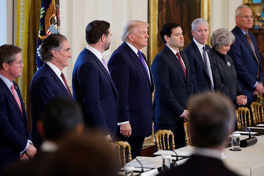 Trump meets with oil executives at White House to push for investment ...