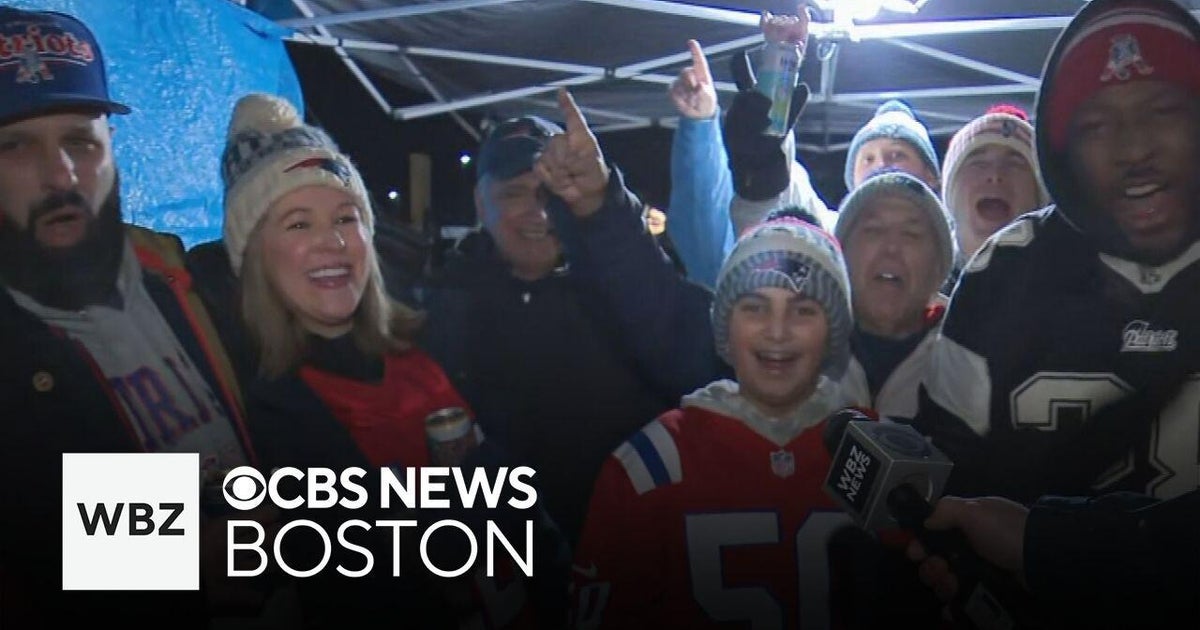 Patriots fans come from as far as Germany for playoff opener versus Chargers