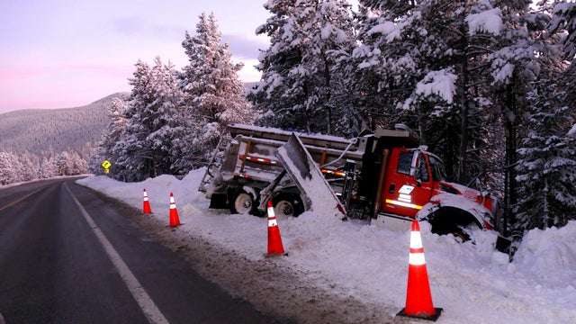 crashed-snow-plow-us-40.jpg