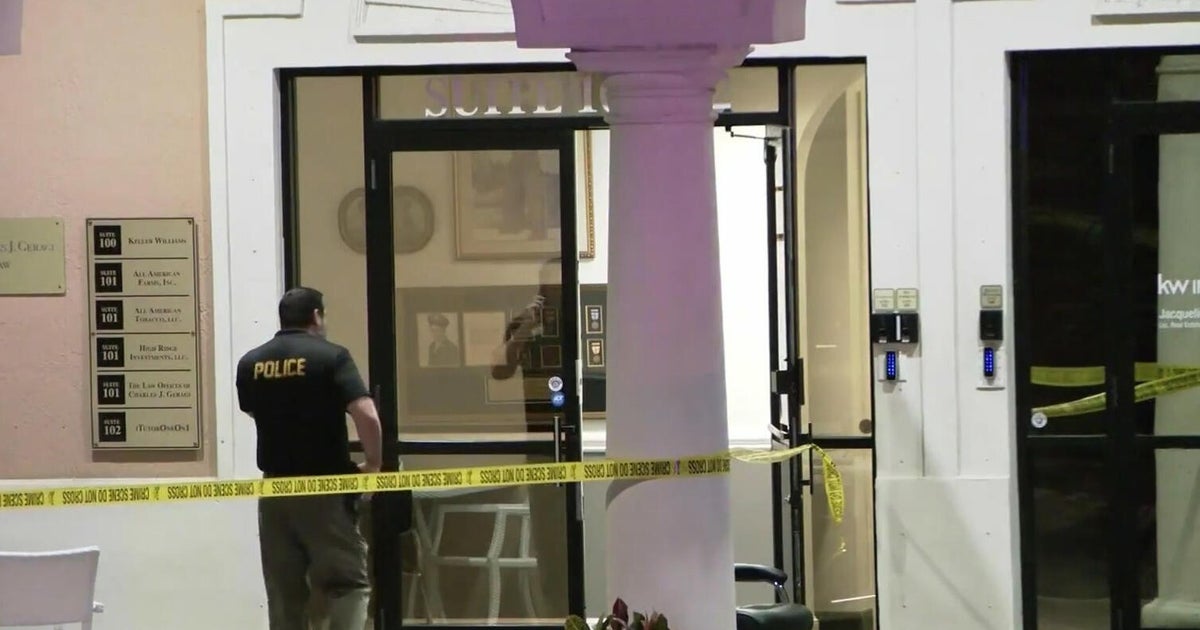 Suspect dead after shooting, killing 2 in Boynton Beach office building, police say