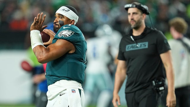 Dallas Cowboys v Philadelphia Eagles - NFL 2025 