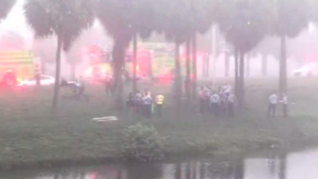 cbsmiami-car-into-canal-1.jpg 