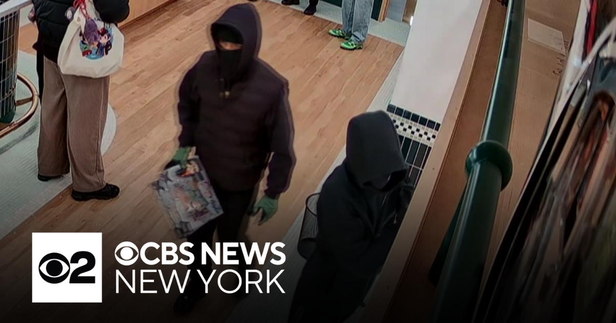 Video shows suspects stealing $100k worth of items at NYC Pokémon card ...