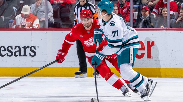 San Jose Sharks v Detroit Red Wings 