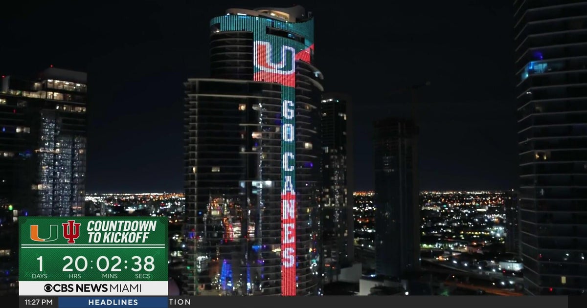 Paramount Miami Worldcenter lights up for College Football Playoff ...