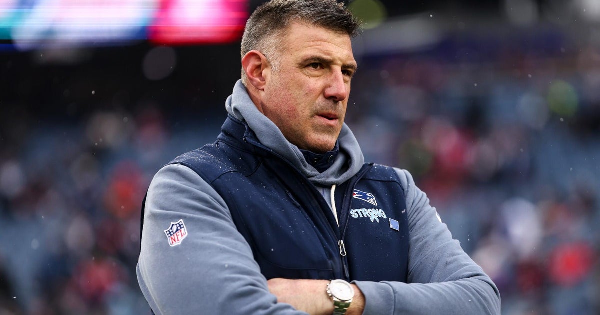 Mike Vrabel praises team after win over Texans, but says Patriots not satisfied yet