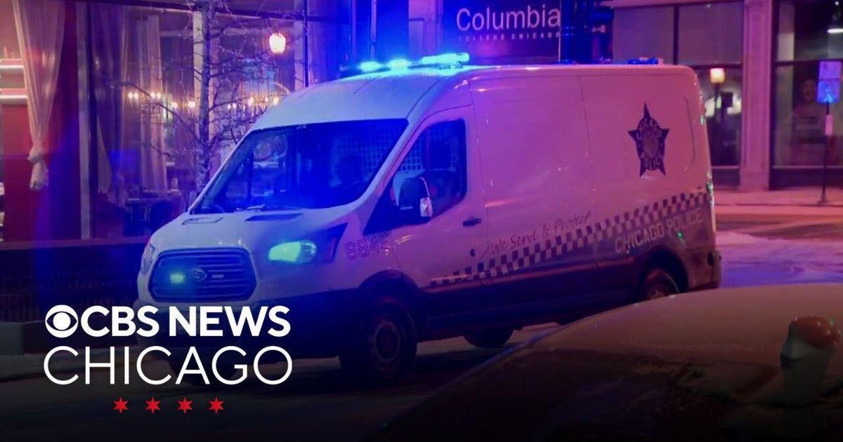 Man stabbed during fight in South Loop