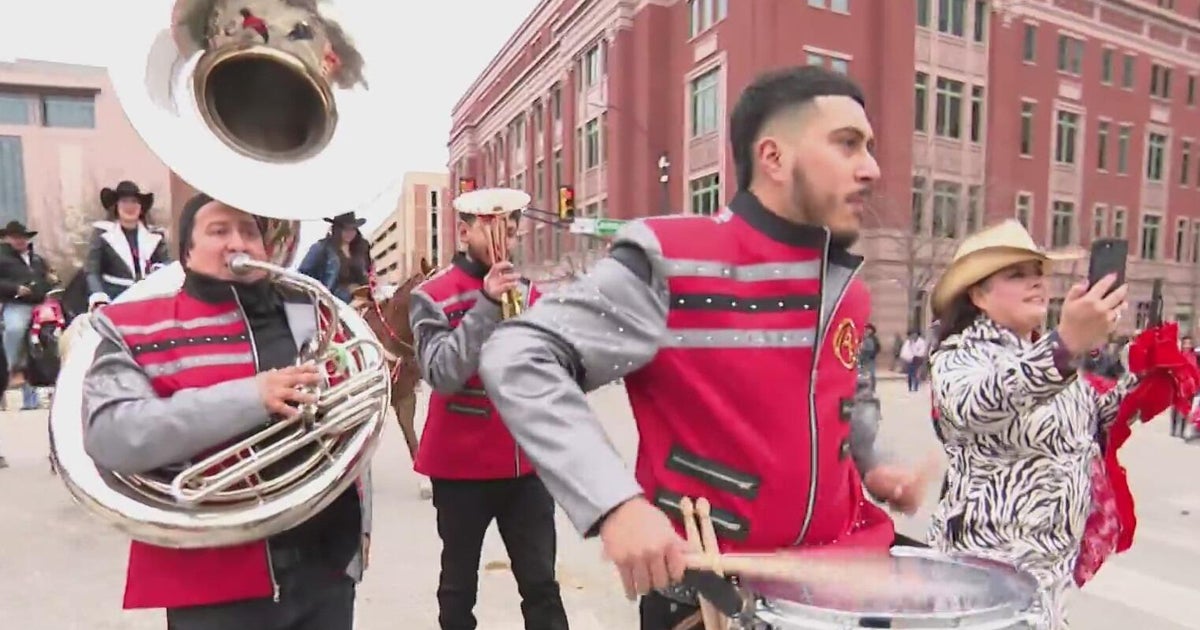 All-western parade officially kicks off Fort Worth Stock Show and Rodeo