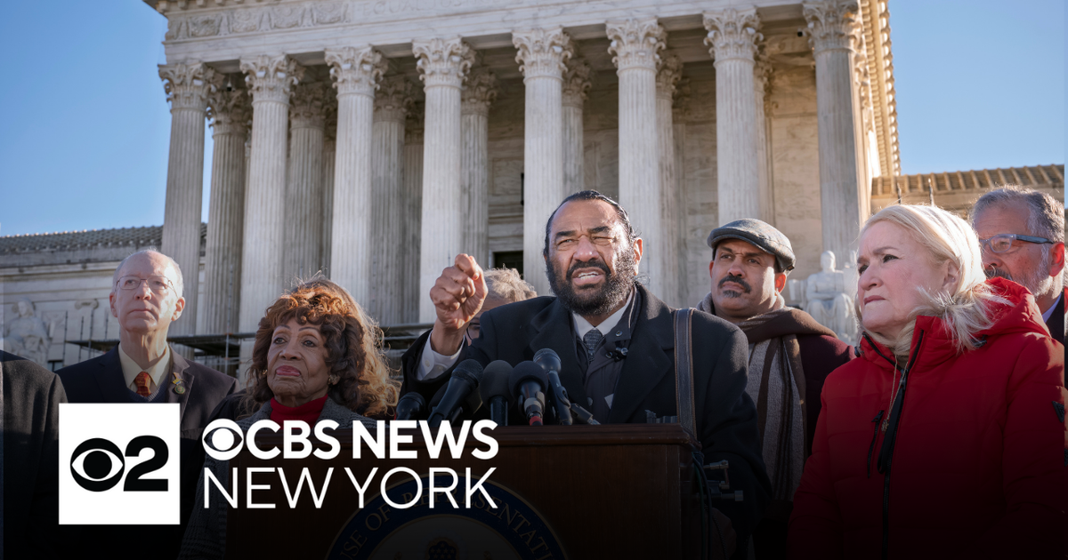 Supreme Court hearing arguments over Trump's firing of Federal Reserve Board of Governors member