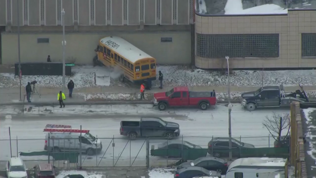 chicago-avenue-school-bus-crash.png 