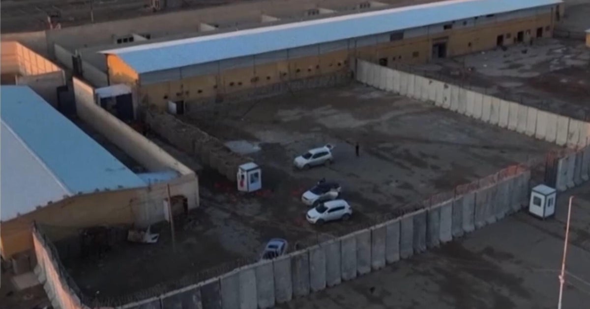 U.S. moving ISIS detainees from Syria to Iraq