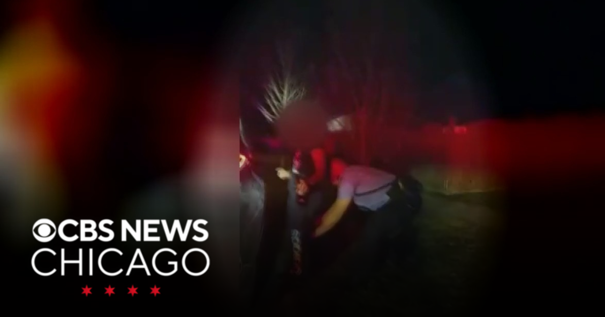 Mother files lawsuit after Joliet police officer frisks her 12-year-old daughter