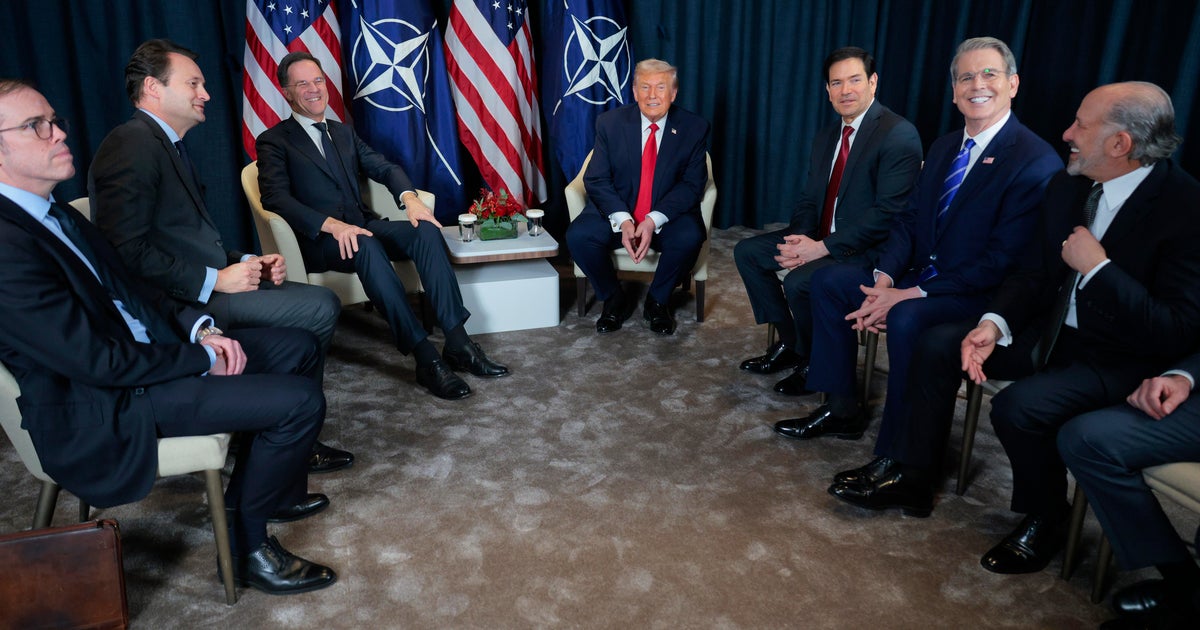 Президентът Тръмп се оттегли в сряда от настояването си че