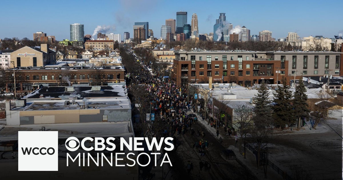 Minneapolis residents react to fatal shooting by federal agents