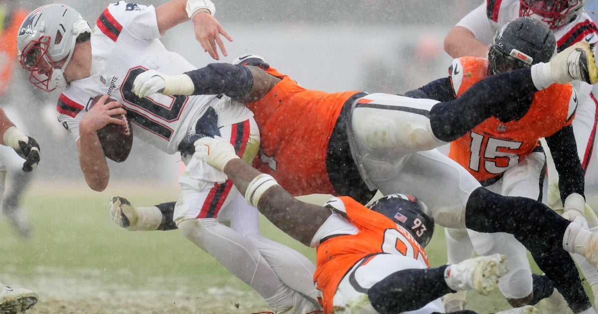 Drake Maye injury? Vrabel says no one fully healthy right now