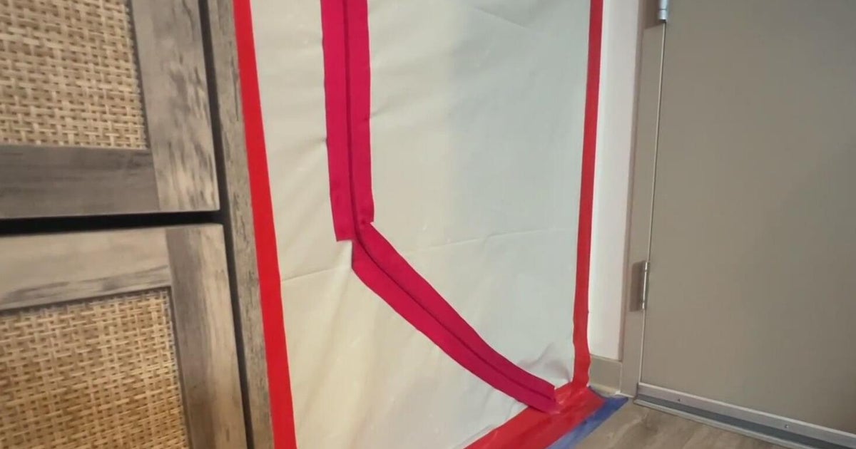 Denver mom says mold problems at apartment complex have made her sick; city confirms six complaints