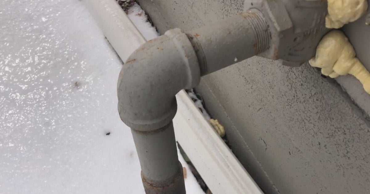 Cold weather raises risk of frozen and burst pipes across North Texas