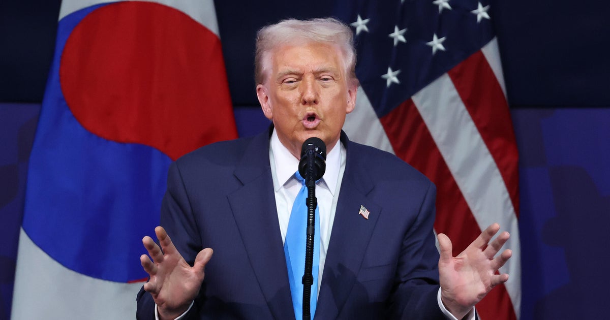 Президентът Тръмп в понеделник каза че повишава митата за Южна