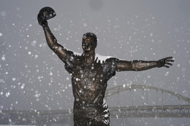 US Winter Storm Prompts Power Grid Emergencies, Travel Chaos 