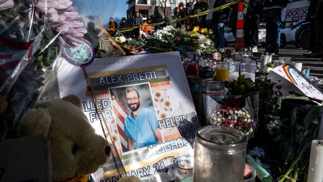 US-IMMIGRATION-ICE-SHOOTING 