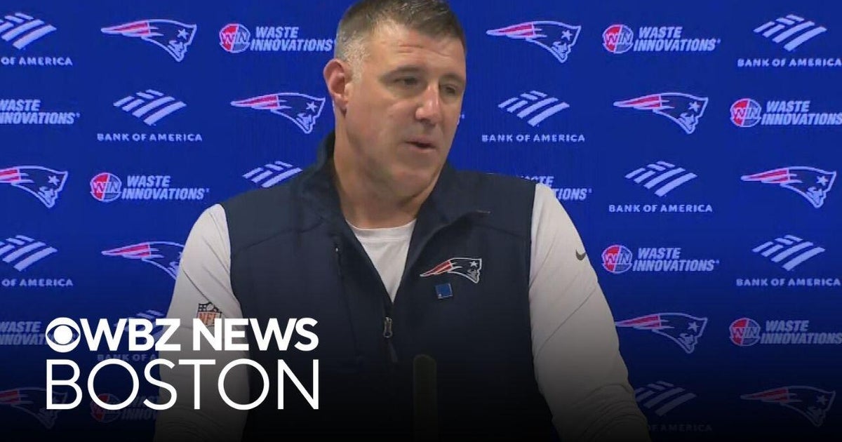 Mike Vrabel weighs in on Drake Maye injury speculation ahead of Super Bowl