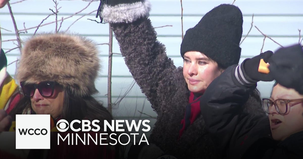 Minneapolis Indigenous community holds vigil amid ICE crackdown - CBS ...
