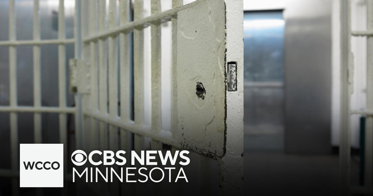 Are Minnesota jails cooperating with ICE? WCCO investigates - CBS Minnesota