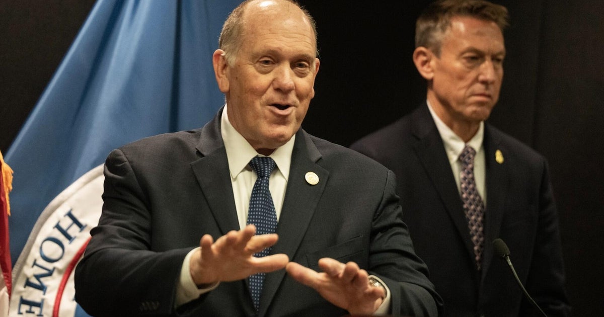 Tom Homan admits mistakes in Minnesota ICE raids but insists “I’m staying till the problem’s gone”