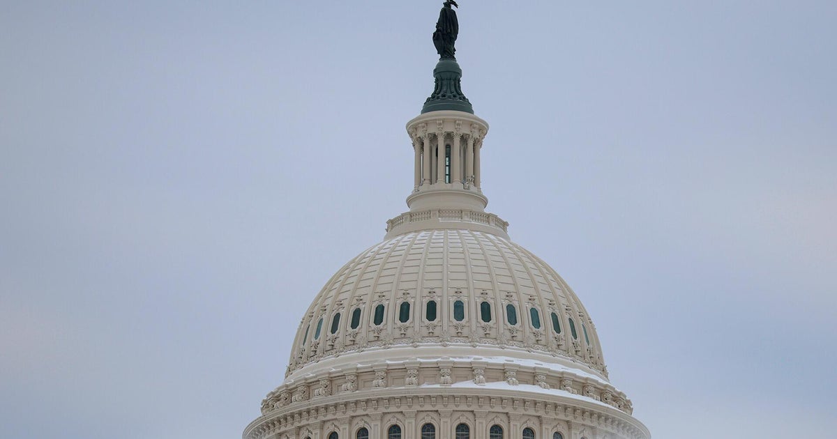 Senate fails to advance government funding bill, Democrats demand ICE reform