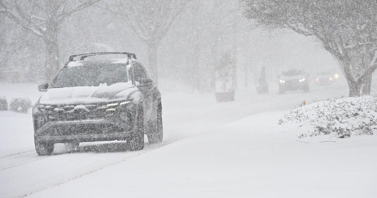 Bomb cyclone causing blizzard-like conditions hits Eastern Seaboard