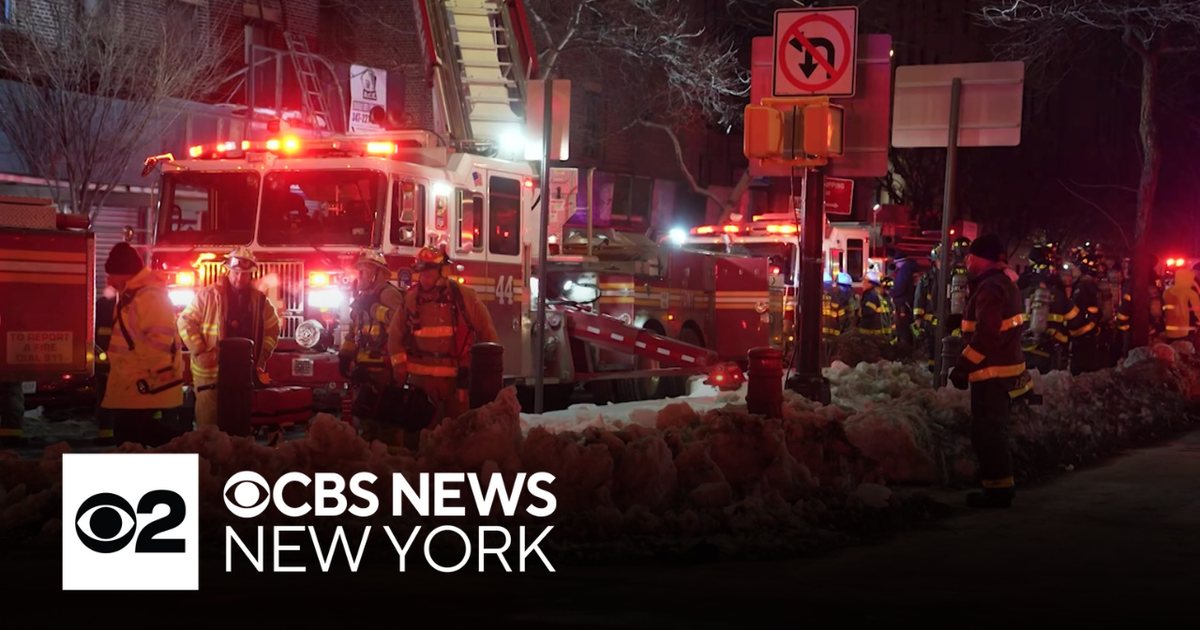 2 people injured after large fire breaks out at Bronx building - CBS ...