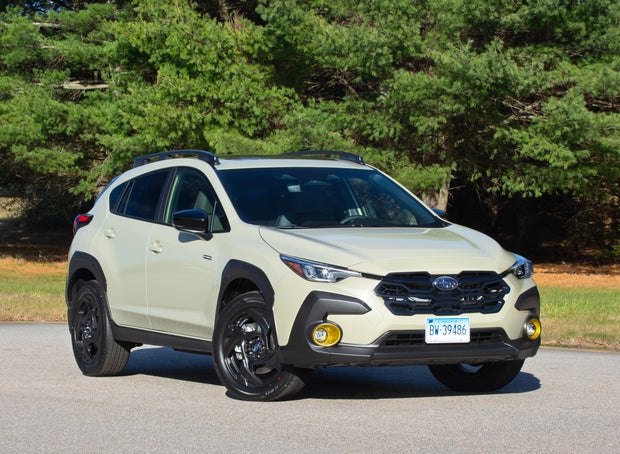 subaru-crosstrek-hybrid.jpg 