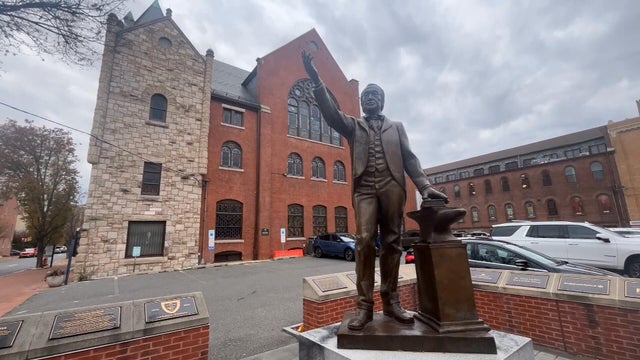 Exterior photo of Mother Bethel AME Church in Philadelphia 