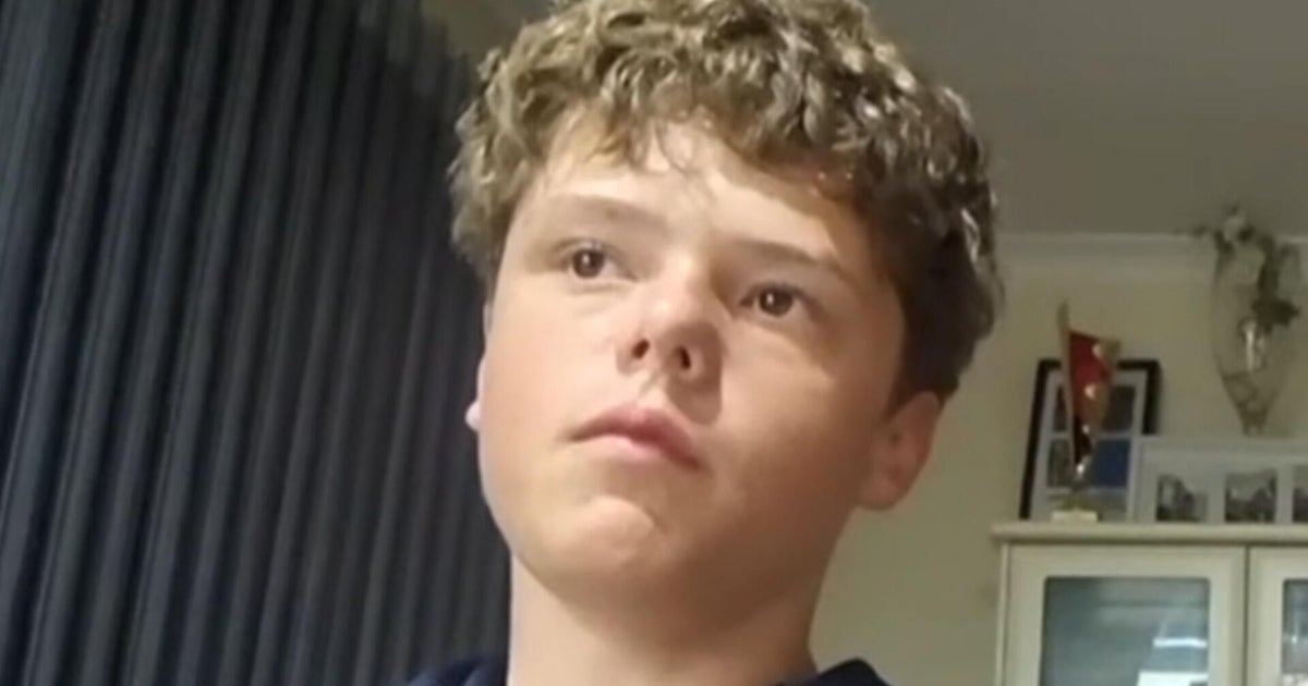 13-year-old swims 2.5 miles to save his family after they were swept out to sea