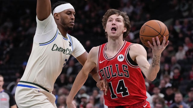 Bulls Bucks Basketball 