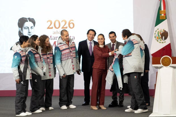 Claudia Sheinbaum with Mexico's Winter Olympics delegation