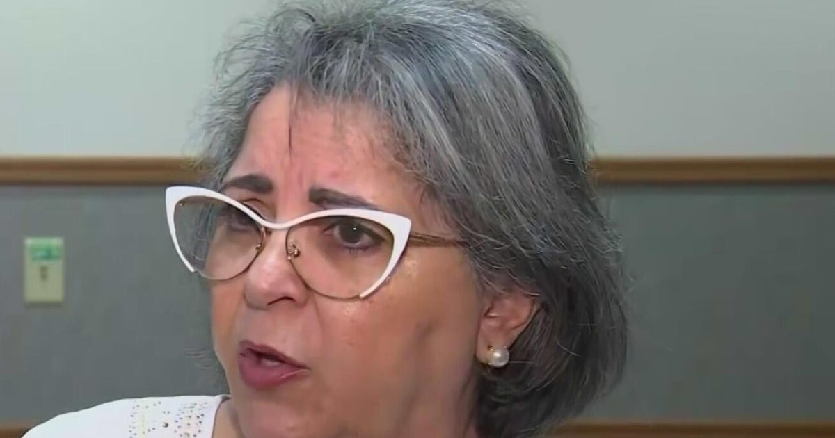 Jury hears testimony in trial of Vivian Hernandez over Li’l Abner mobile home park arrest