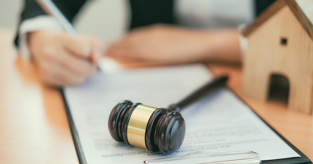 Можете ли да подадете молба за банкрут без адвокат?