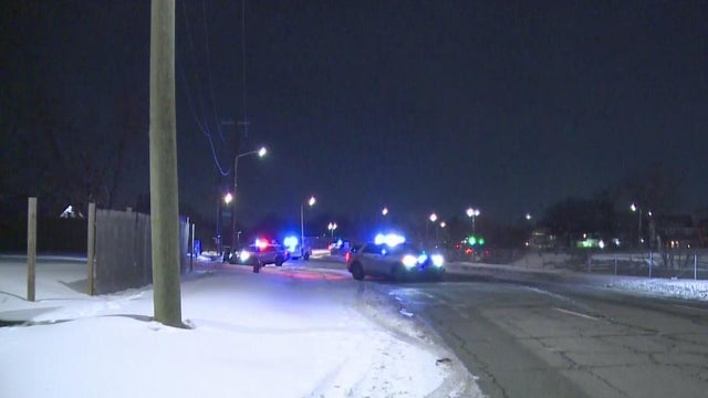 Man found dead inside vehicle in Detroit, police say 