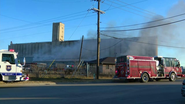 toc-02062026-ft-worth-warehouse-fire.jpg 