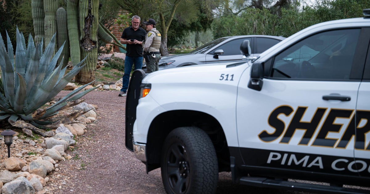 Местните и федералните власти заявиха в петък че са наясно