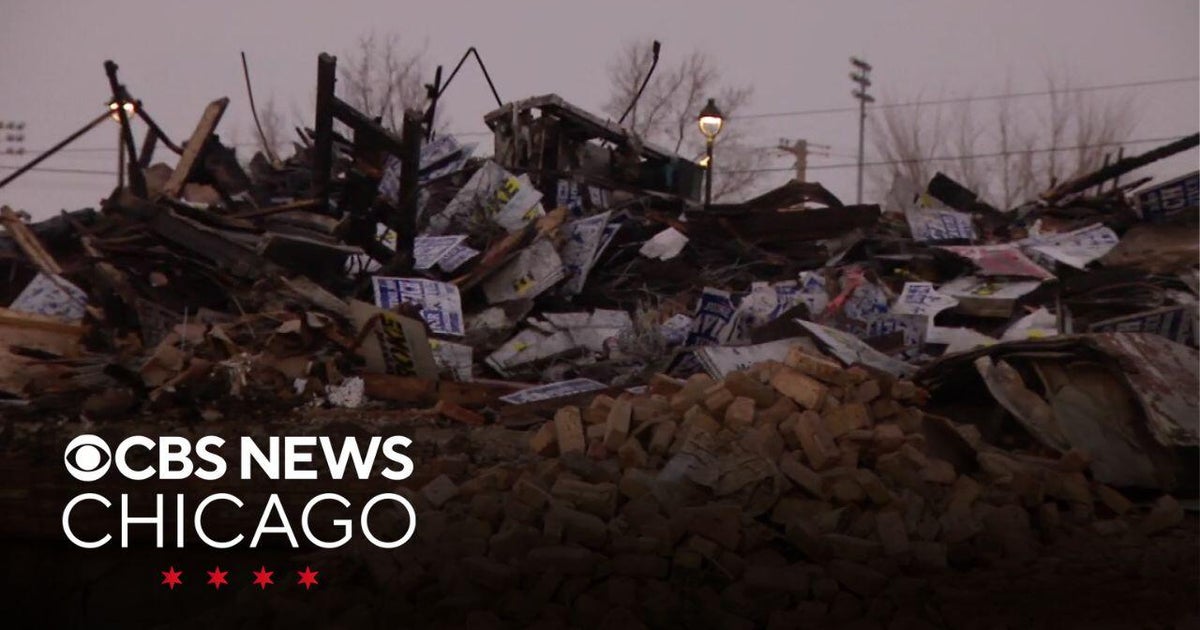 Fire destroys Joliet printing shop - CBS Chicago