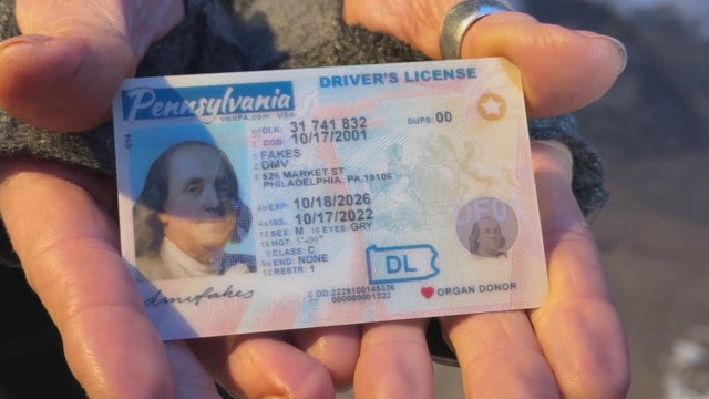 Dirty Frank's in Center City raises minimum age for entry to 25. Here's why. 