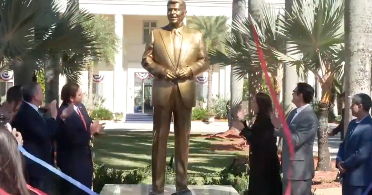Gov. DeSantis inaugurates Ronald Reagan statue at FIU campus, honoring anti-communist legacy