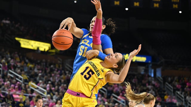 UCLA Michigan Basketball 