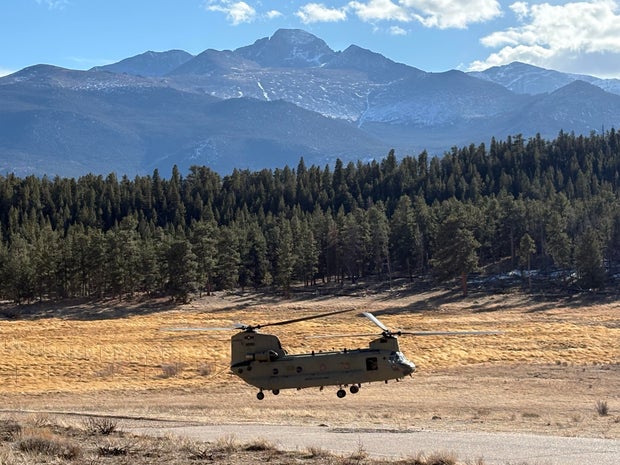 colorado-national-guard-chinook-helicopter-assists-with-rescue-operations-in-rmnp-february-7-2026-photo-courtesy-rmnp.jpg