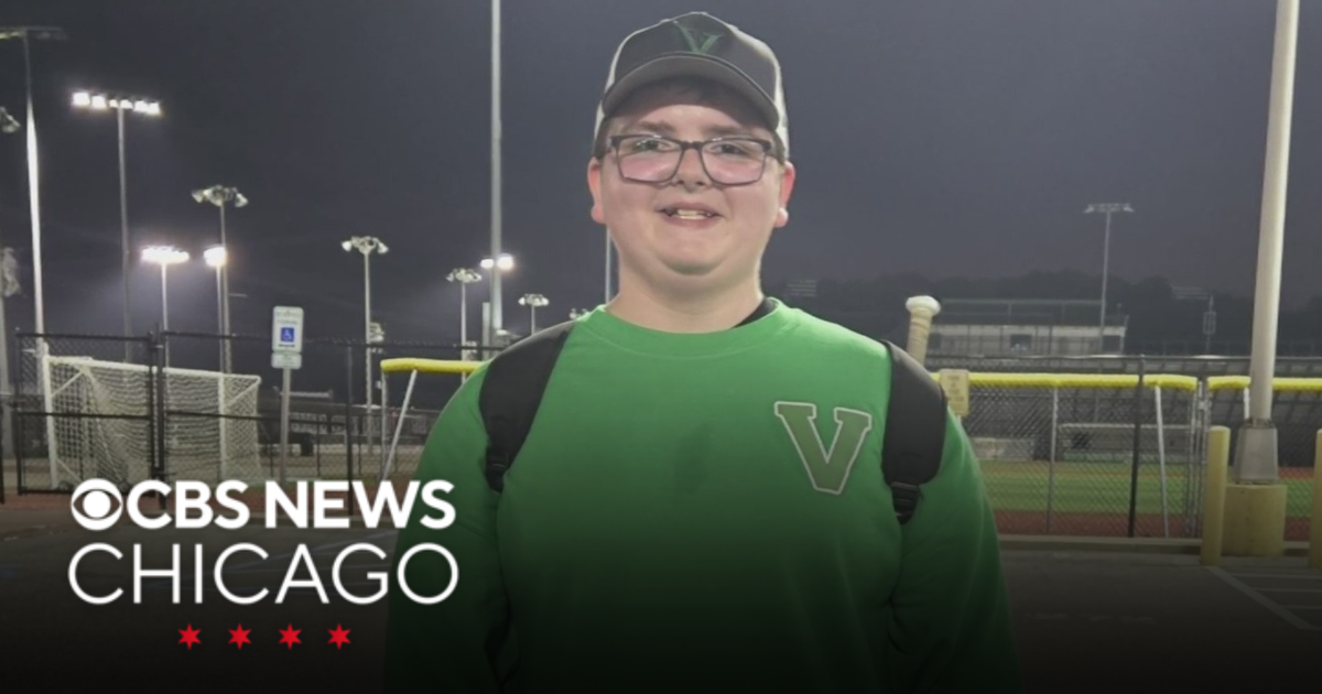 Valparaiso football player removed from school by family after concussion, threats